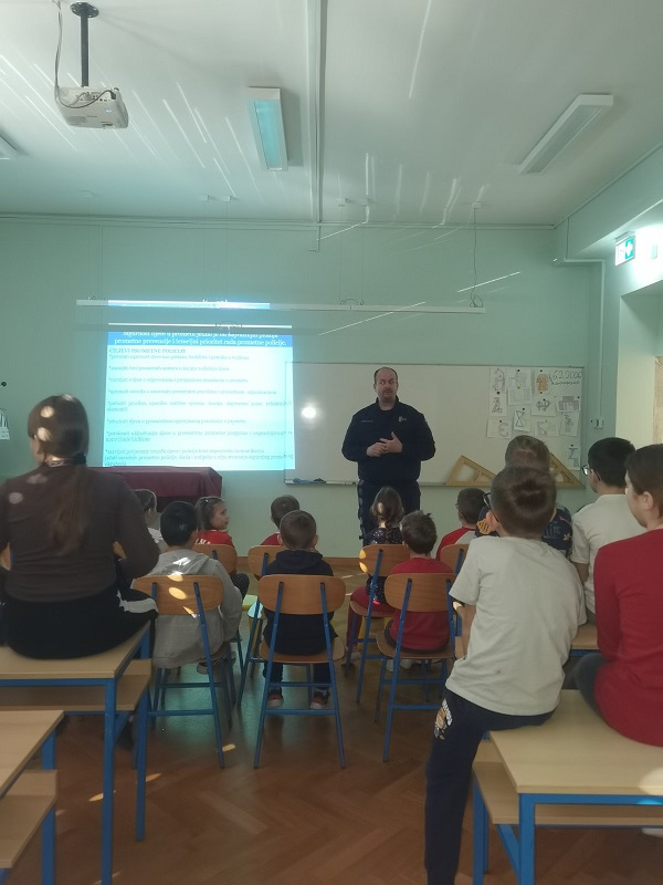 Slika \PU_V\vijesti\2026\Predavanje OŠ Jalžabet\IMG-c52bb8e60e89561b71a41faf0c2dd4cc-V.jpg